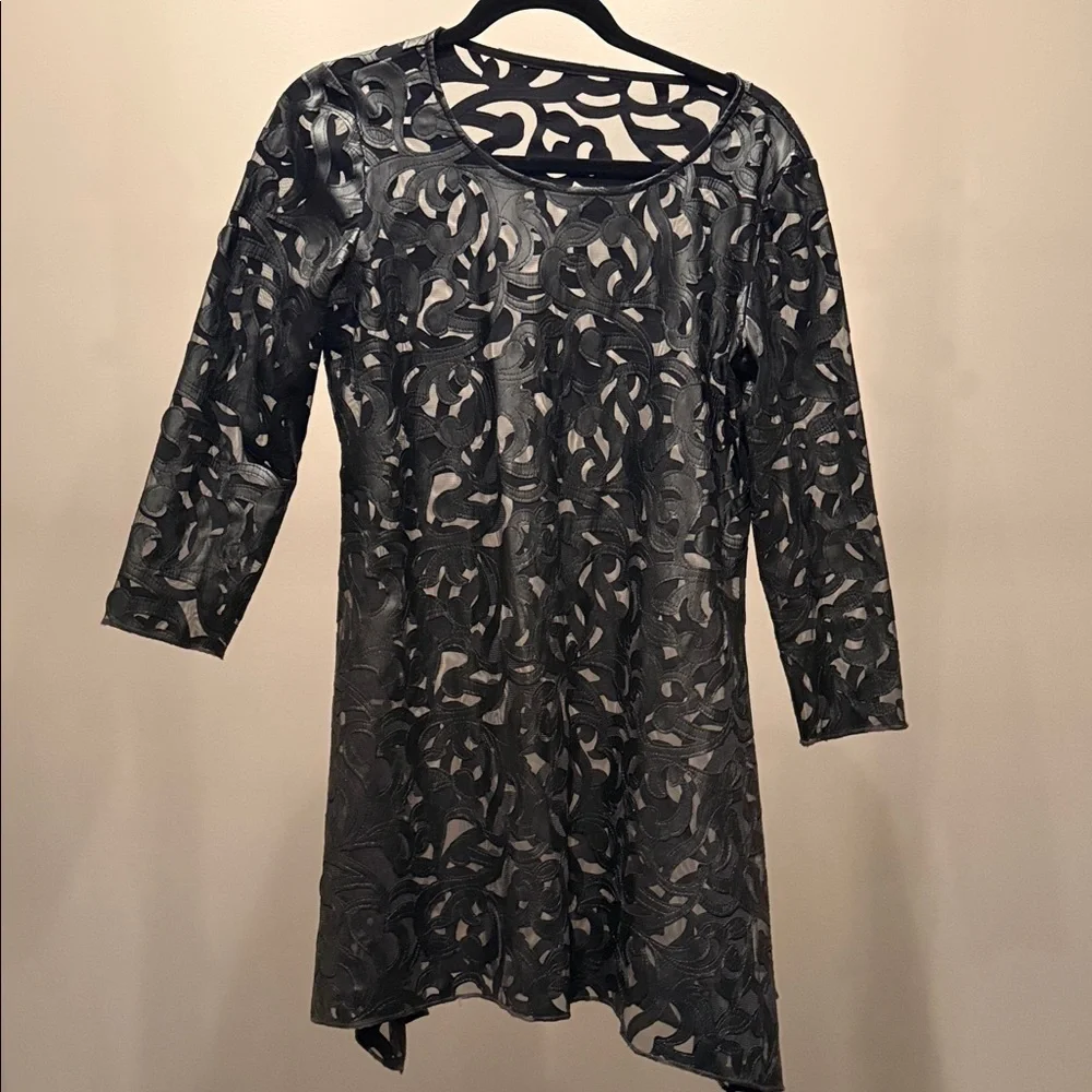 Black Sheer Cutout Tunic Top - Picture 1 of 2
